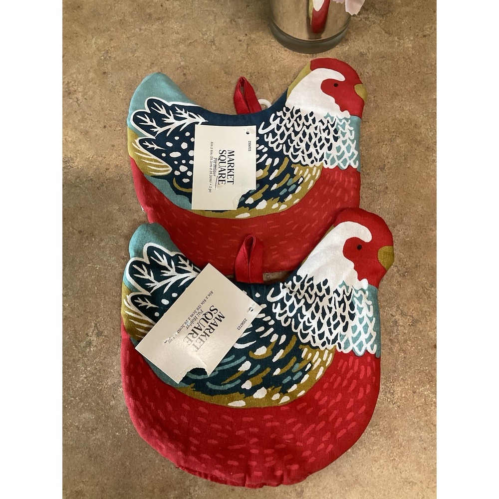 Market Square Hen Pot Holders Set of 2 Red Teal Chicken Farmhouse Kitchen NWT